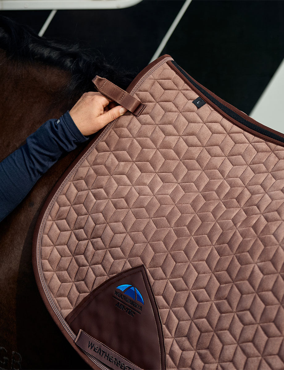 WeatherBeeta Suede Elite Air-Tec Jump Shaped Saddle Pad