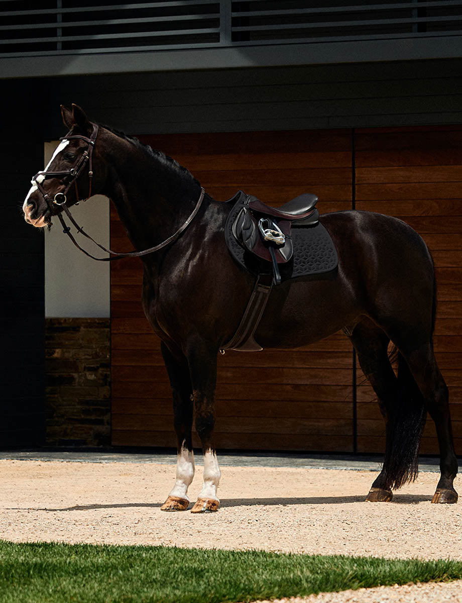 WeatherBeeta Suede Elite Air-Tec Jump Shaped Saddle Pad