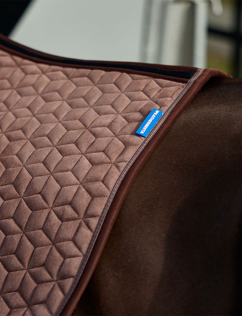 WeatherBeeta Suede Elite Air-Tec Jump Shaped Saddle Pad