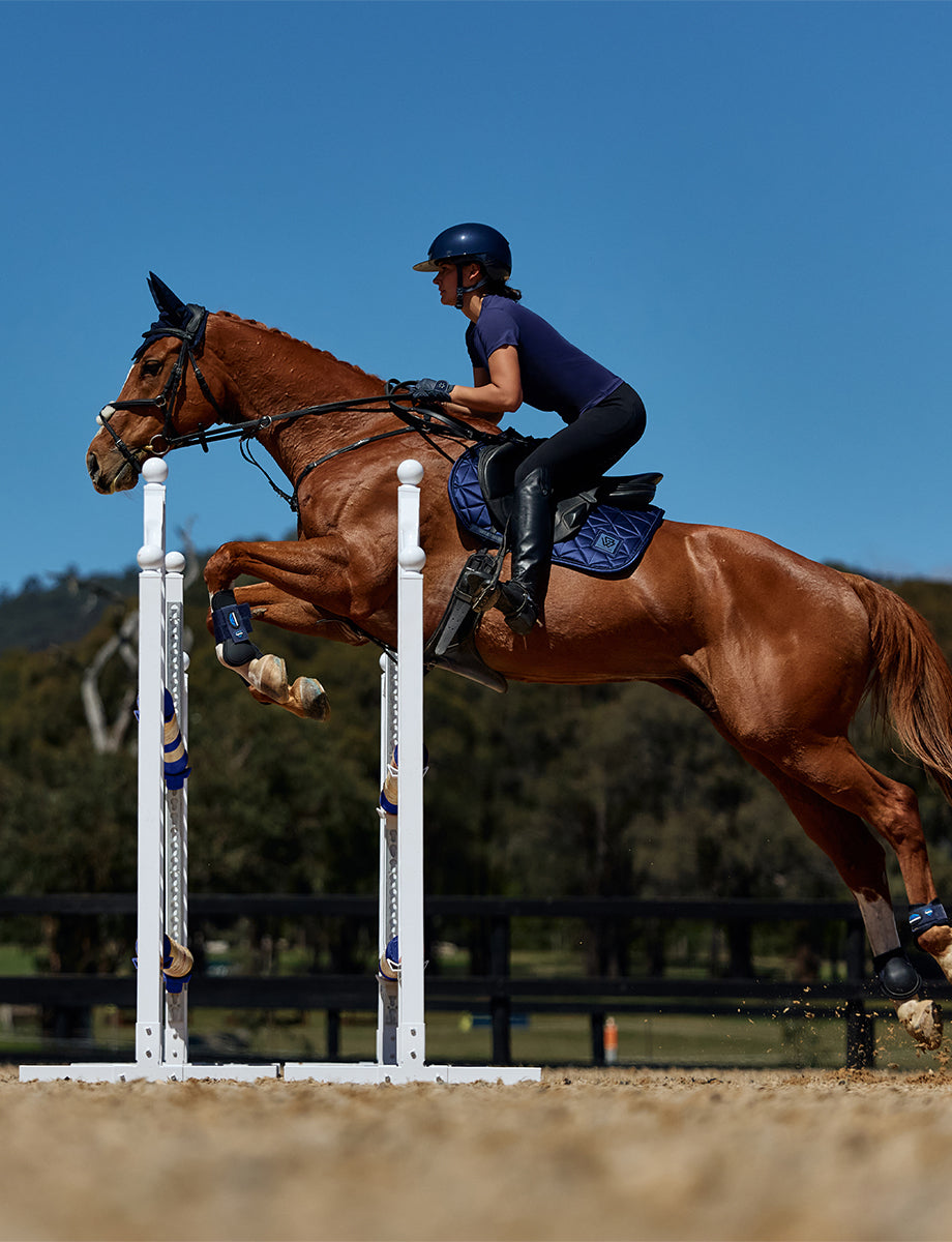 image_feature_4 - Navy - WeatherBeeta Satin Luxe Air-Tec Euro Jump Shaped Saddle Pad - .jpg