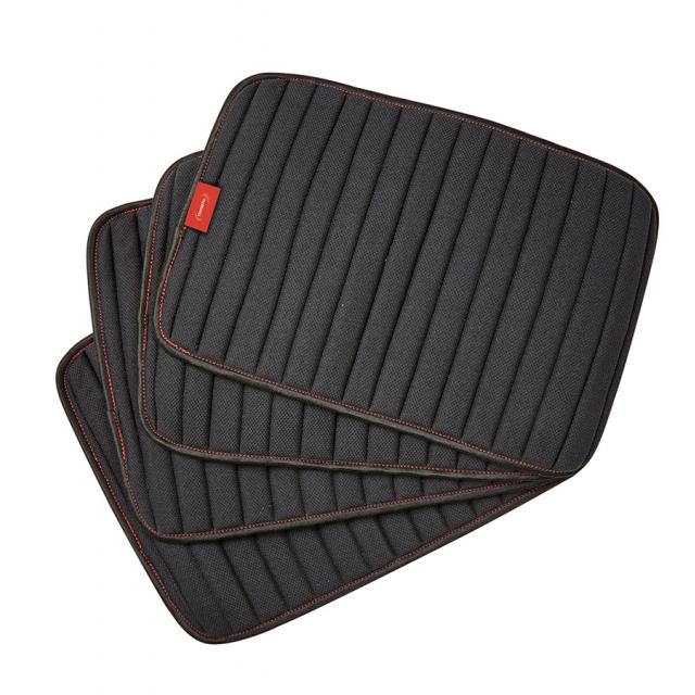 WeatherBeeta Therapy-Tec Channel Quilt Leg Pads 4 Pack Black/Red